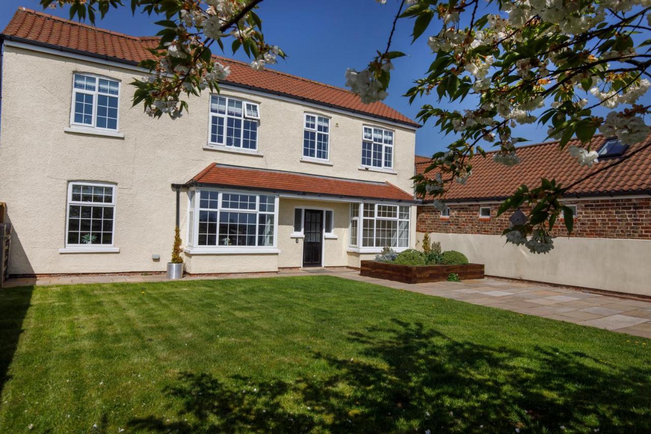 Holtby Grange Cottages ยอร์ค ภายนอก รูปภาพ