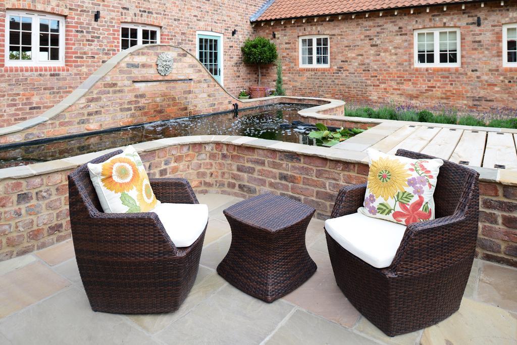 Holtby Grange Cottages ยอร์ค ภายนอก รูปภาพ