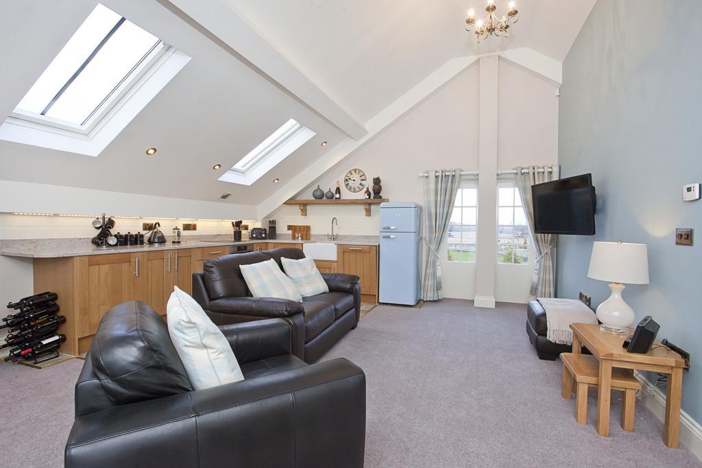 Holtby Grange Cottages ยอร์ค ภายนอก รูปภาพ