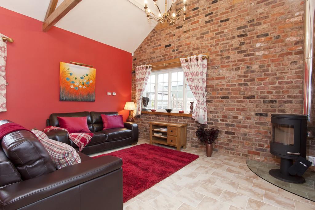 Holtby Grange Cottages ยอร์ค ภายนอก รูปภาพ